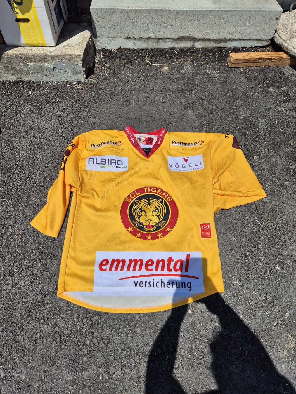 Leibchen & Hosen: Original Trikot SCL Tigers Uni – Gebraucht aus Aetingen von ___leluu___
