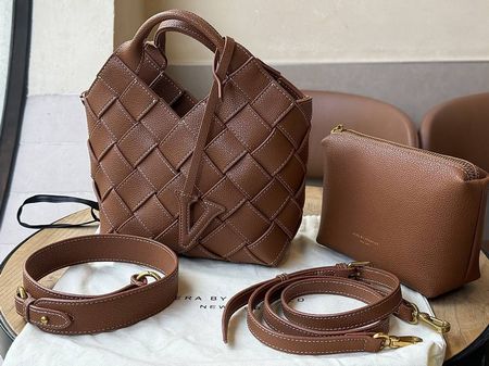 VERAFIED Woven Bucket Bag