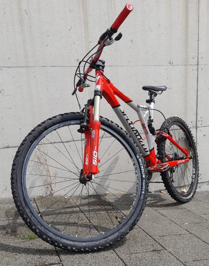 Specialized Velos: Specialized Stumpjumper Pro M4 – Gebraucht aus Gümmenen von