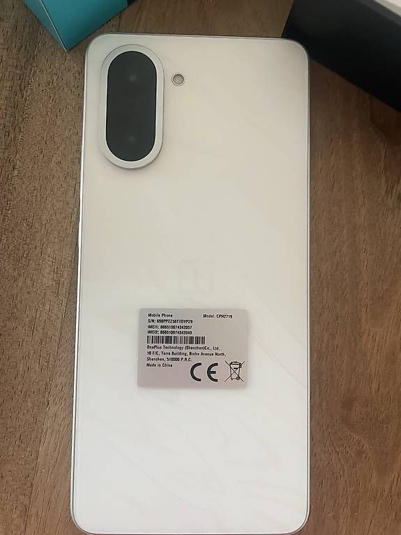 Telefoni cellulari / Smartphones: OnePlus Nord CE5  – Nuovo e nell'imballaggio originale da Aeschi SO venduto da NaJa82 2