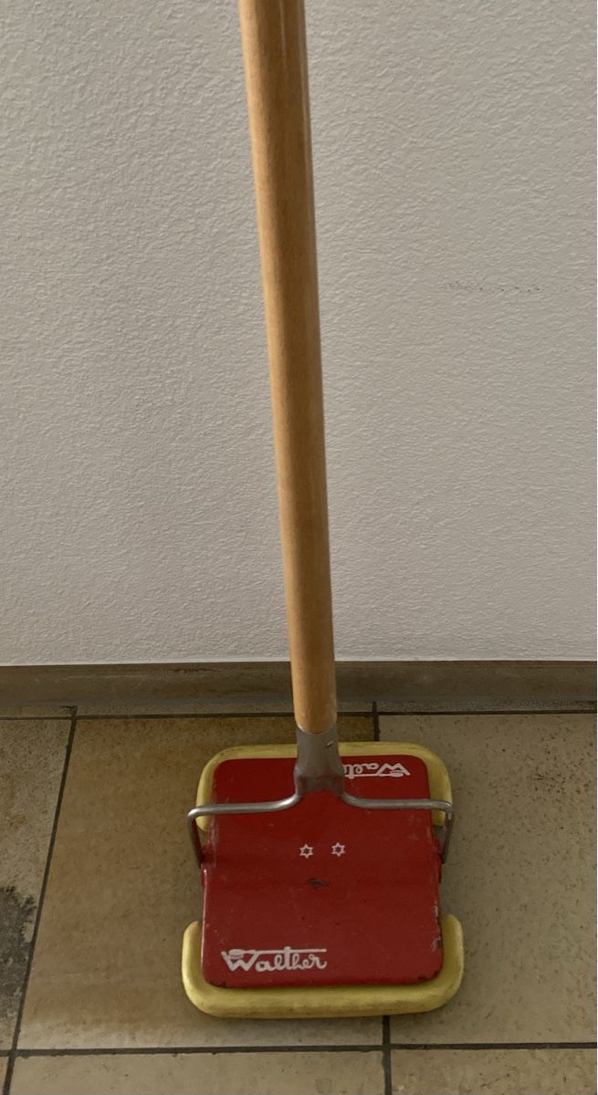 Sonstige Reinigungsgeräte: Walther Bodenreiniger - Vintage – Gebraucht aus Gränichen von SabineZ01 1