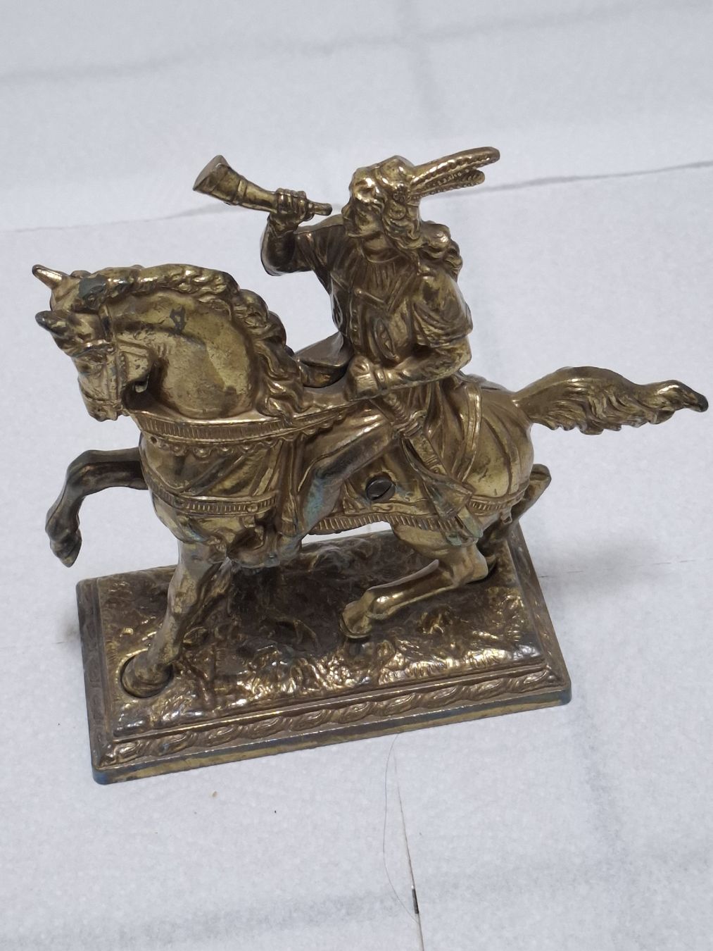 Statuette: Messing- Pferd mit Reiter 19 x 19.5 cm – Usato da Riniken venduto da bro_slk8