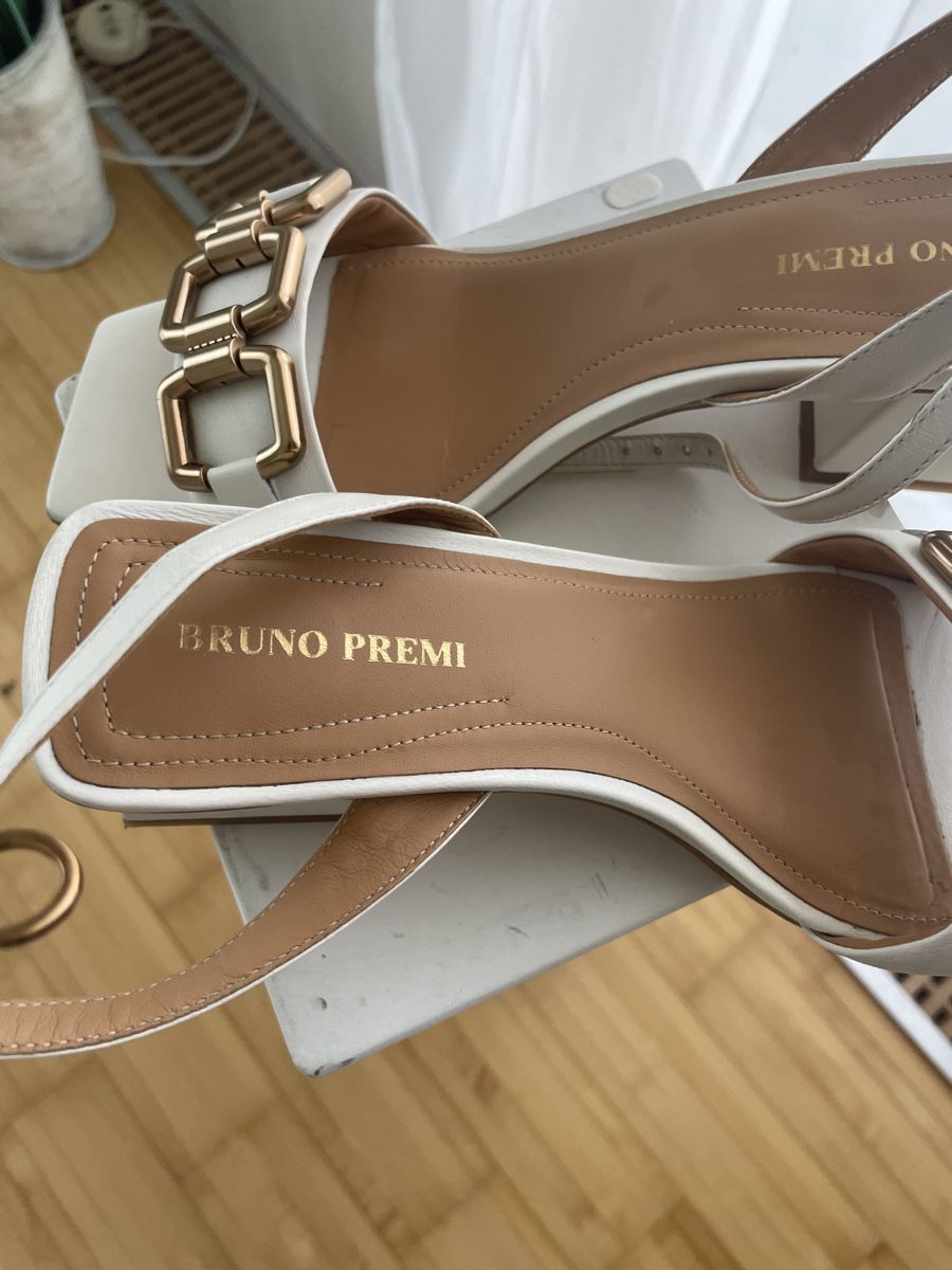 Scarpe da donna: Leder Sandalen – Usato da Bellmund venduto da bethybeni 2
