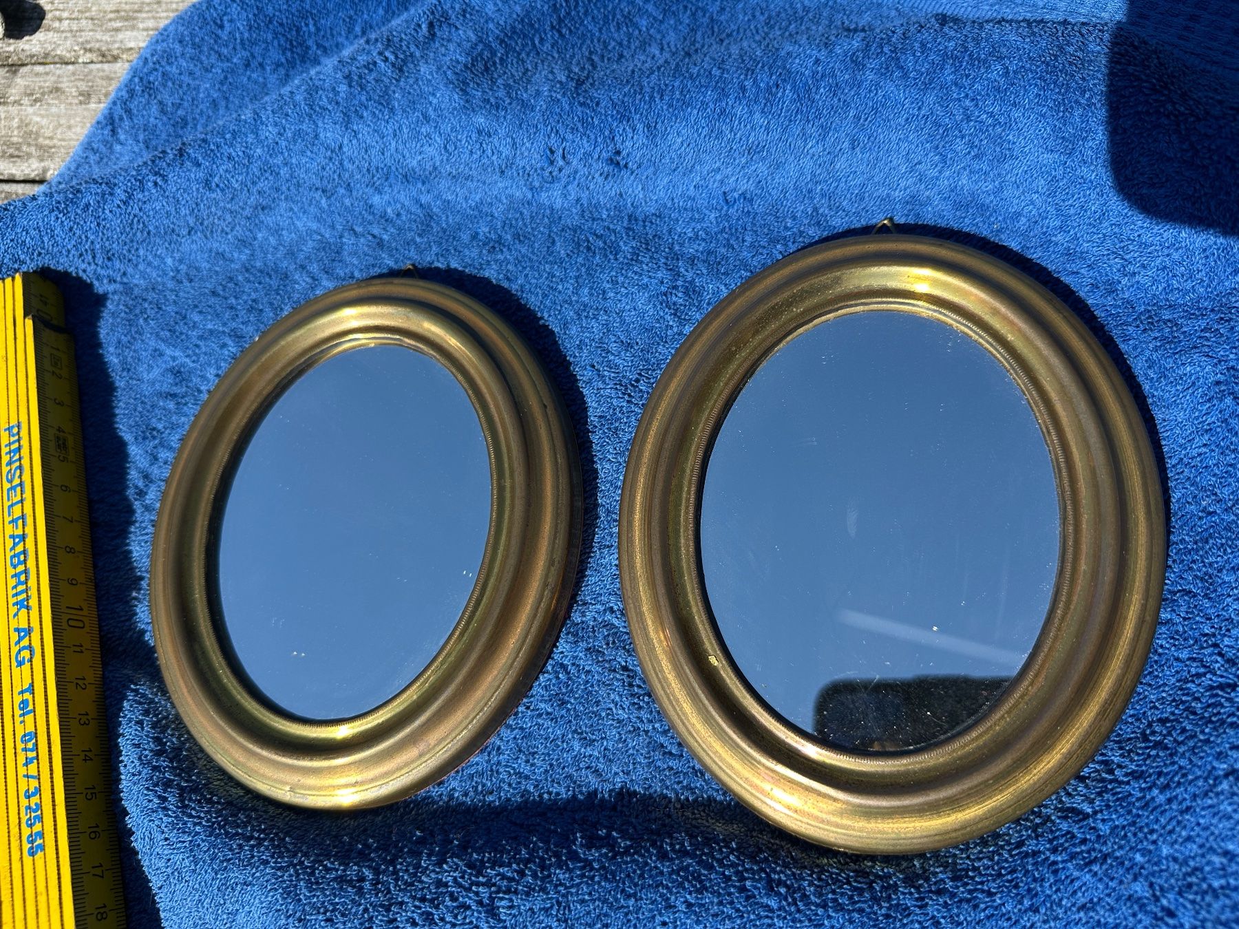 Specchi: 2 kleine antike, ovale Spiegel Messingrahmen – Usato da Zürich venduto da atlantis77 1