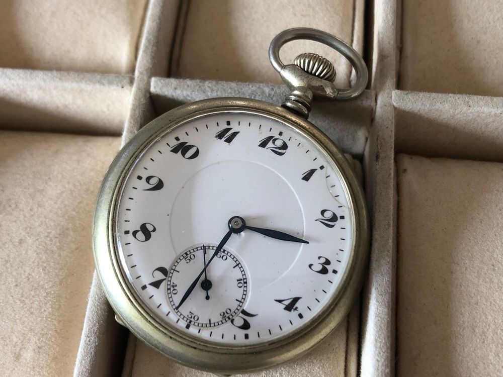 Montre De Poche Ancienne Vintage Mécanique - À Réparer, Balancier Fonctionne, Sans Marque