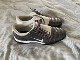 Nike Total 90 Shoes Grey White