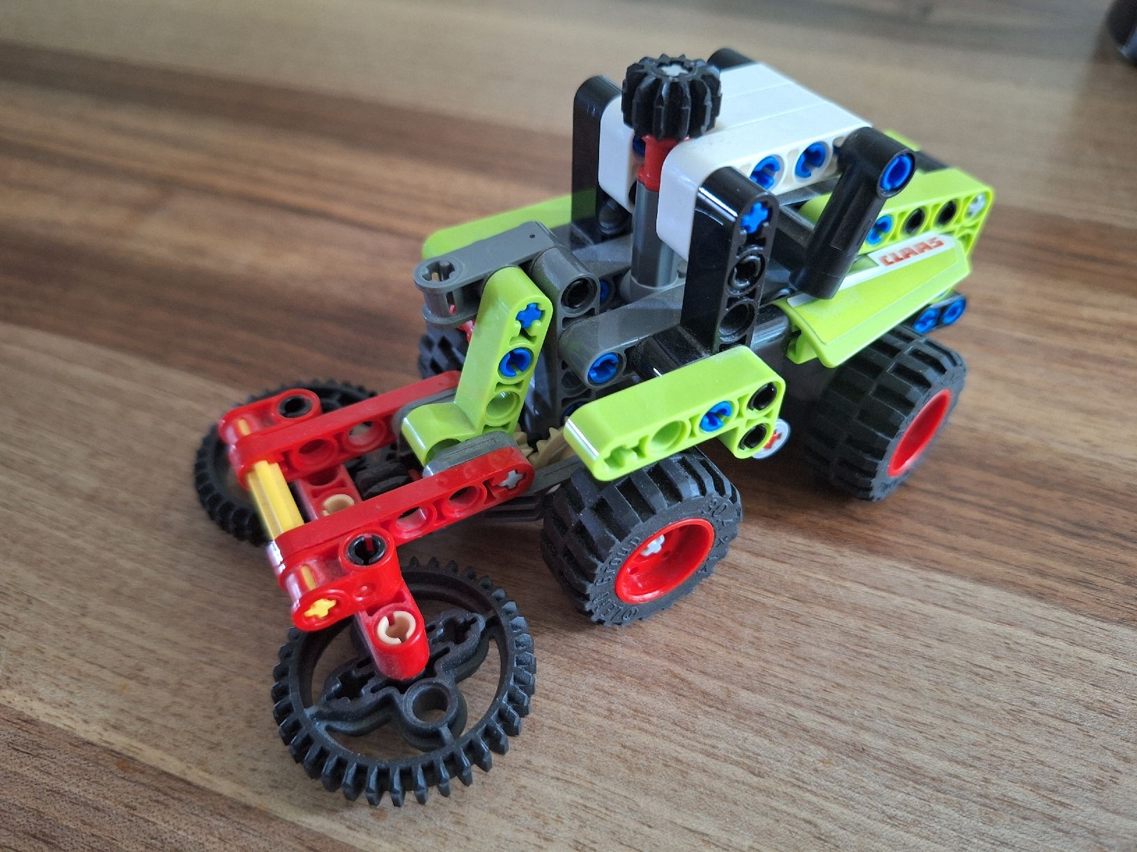 Lego Spielzeuge: LEGO Technic 42102 Mini Claas Xerion - Vollständig! – Gebraucht aus Affeltrangen von Salz-Pfeffer 1