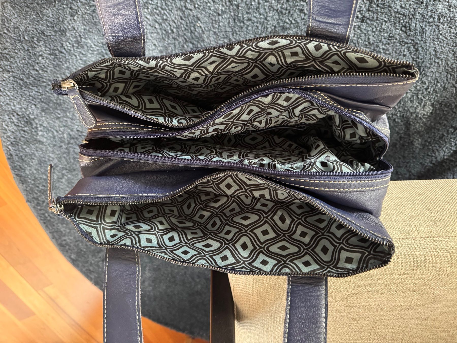 Borse da donna: Neue blaue Echtleder Tasche/Handtasche – Nuovo (secondo la descrizione) da Schüpbach venduto da 2ndHandRose 4