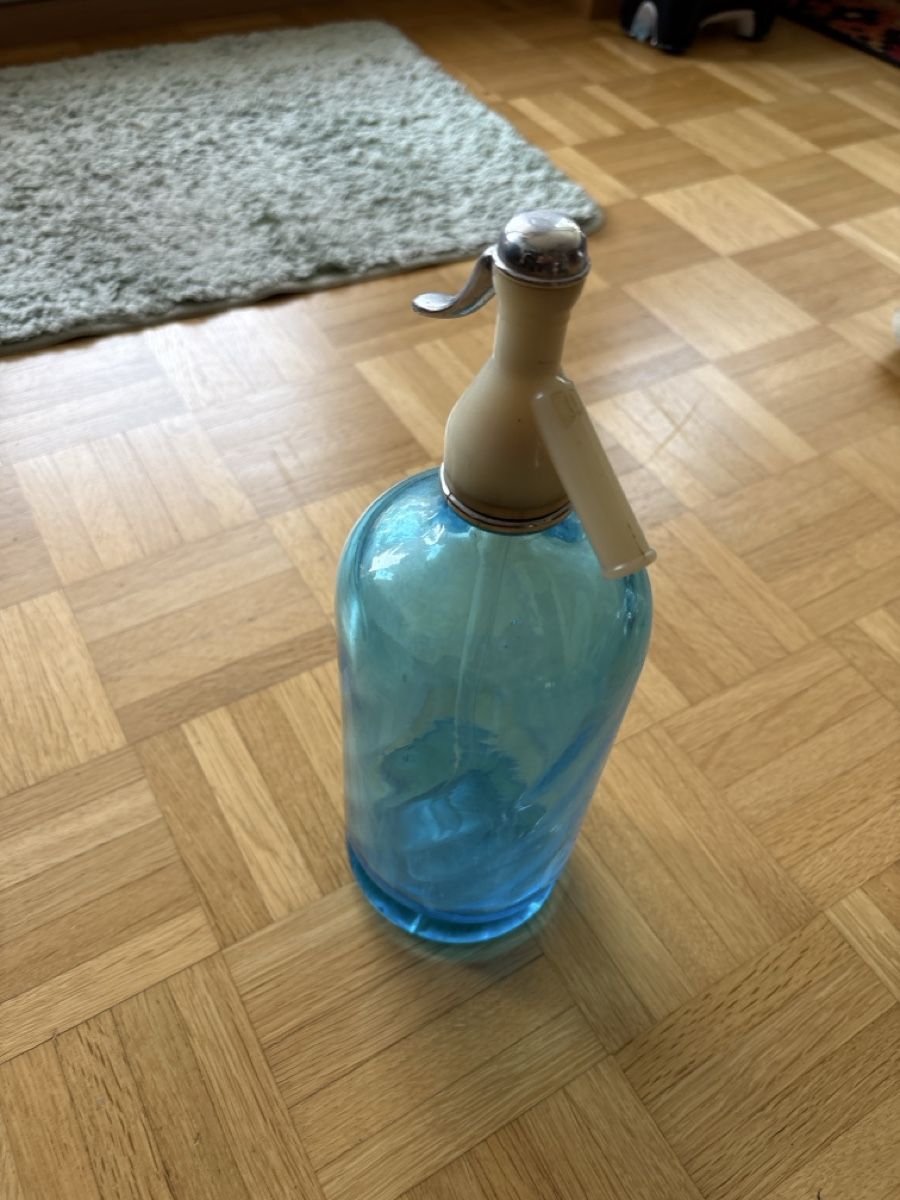 Altro per la casa: CO2 soda siphon blue glass vintage – Usato da Zürich venduto da Nonas1996 1