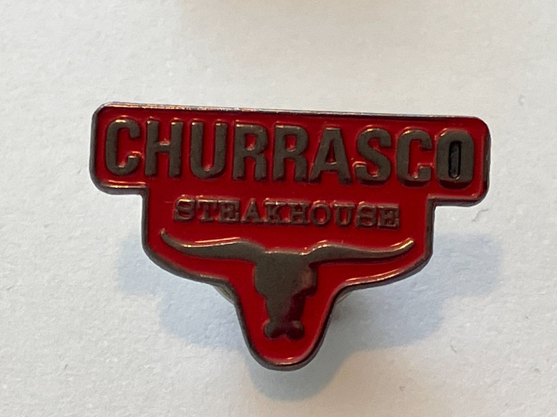 Placchette & Badge: 1 Pin Churrasco Steakhouse – Usato da Basel venduto da djwwpp