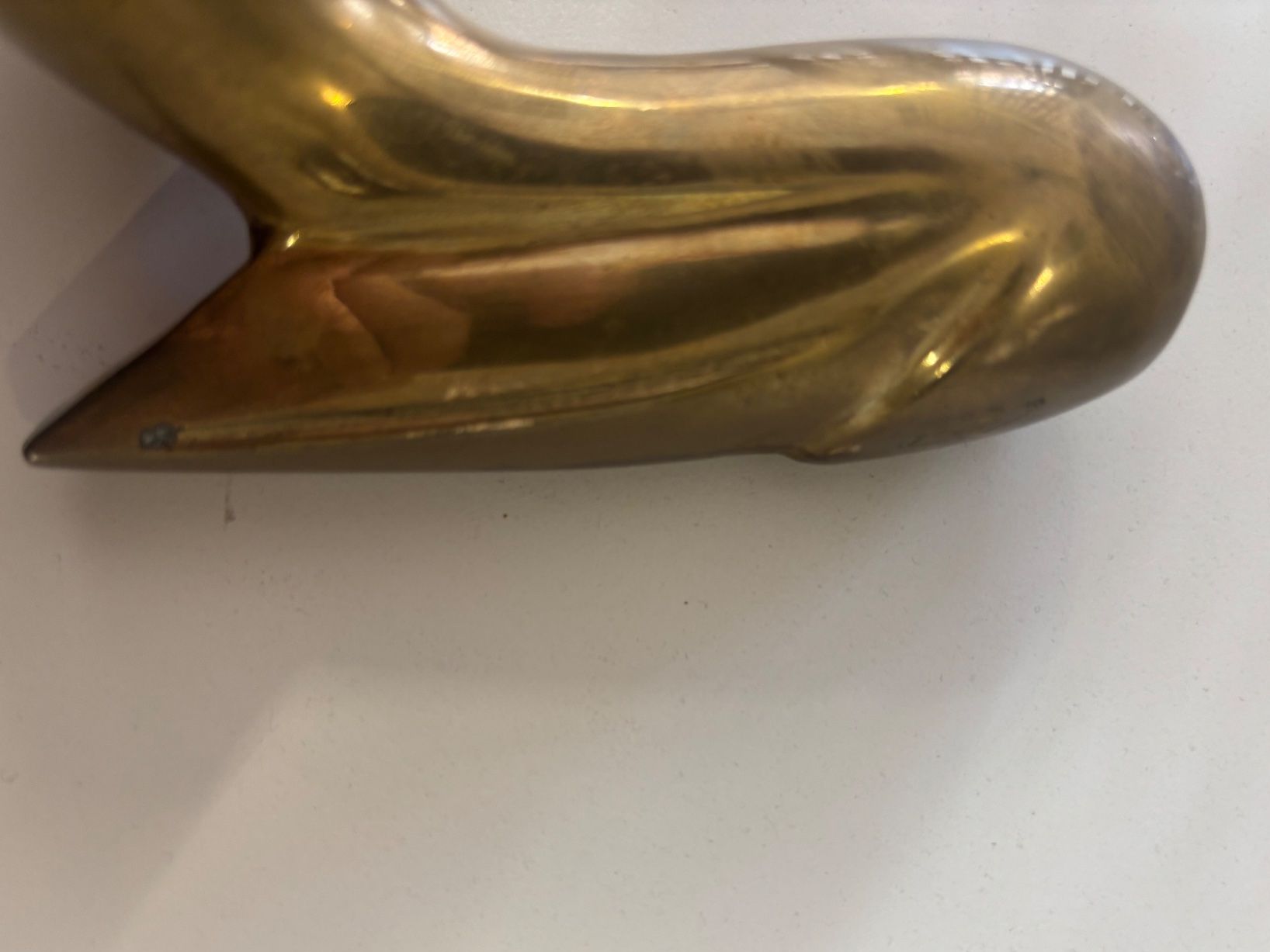 Statuette: Messing Pelikanfigur – Usato da Wettingen venduto da Wendemarket 5