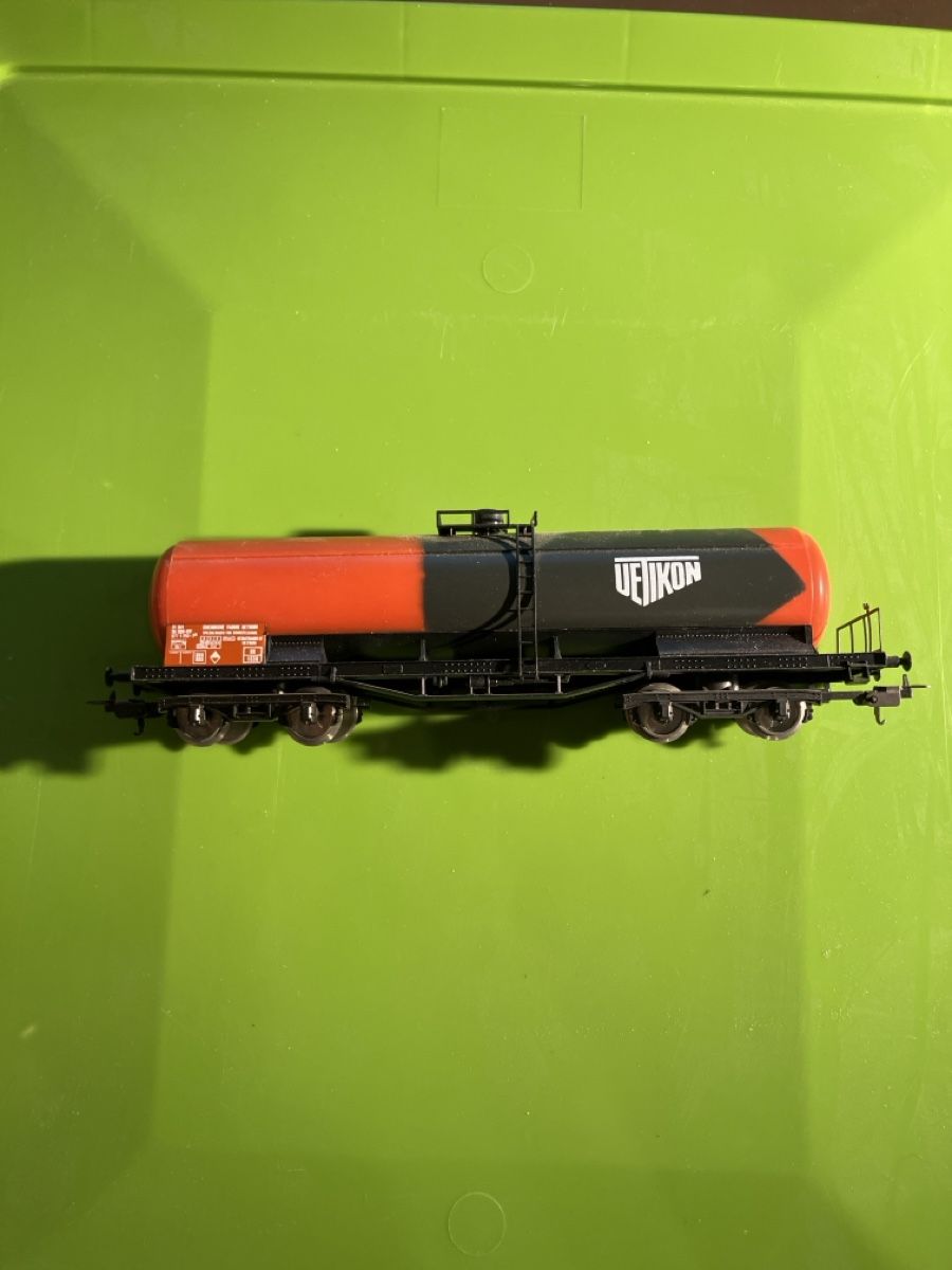 Lima Modellini di ferrovie: Lima Tankwagen uetikon cst – Usato da Spreitenbach venduto da Strolch
