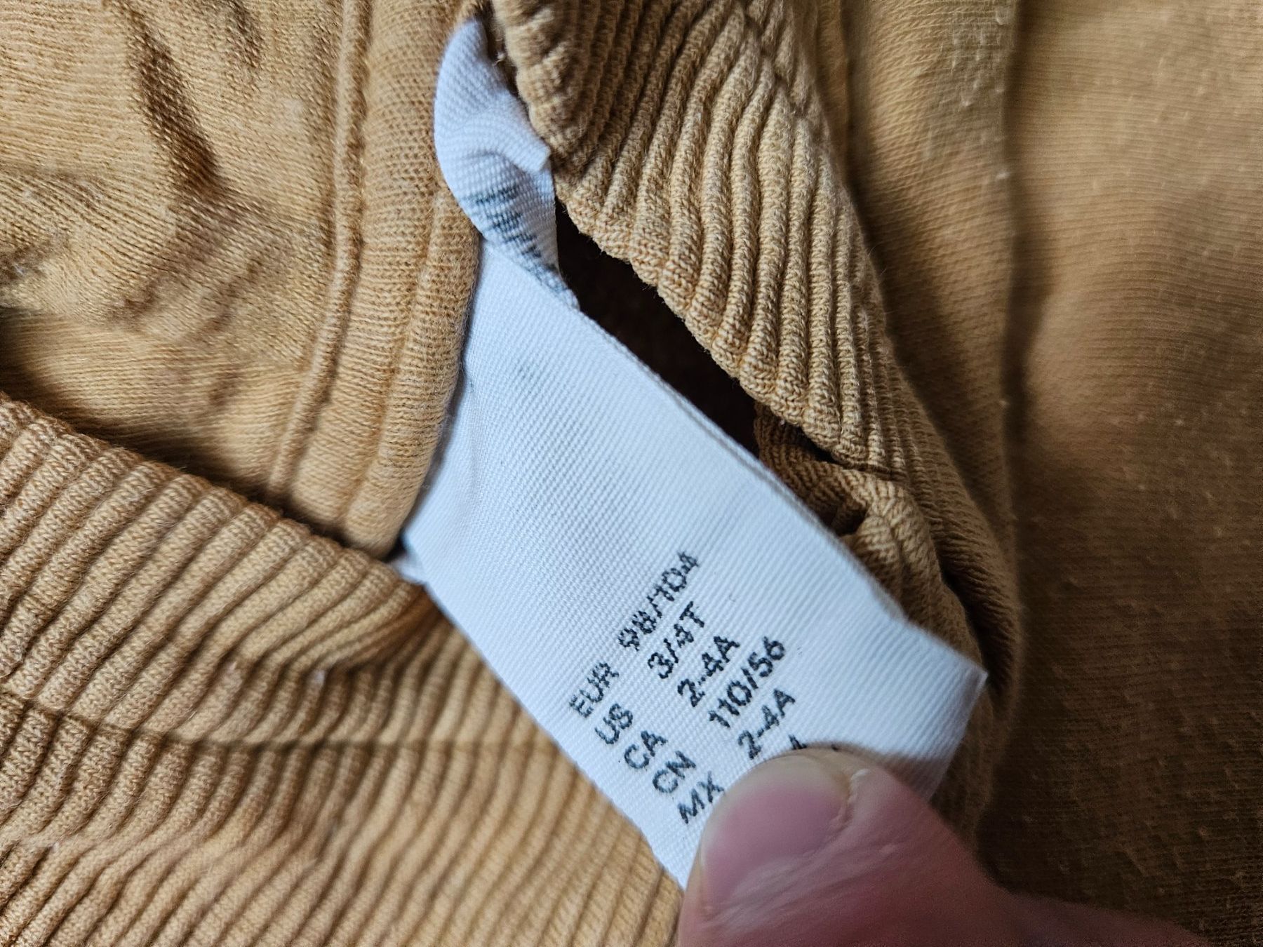 H&M Pulls et sweat-shirts: Kapuzenpullover Gr. 98/104 – D'occasion à Worb par jun_fj8w 1
