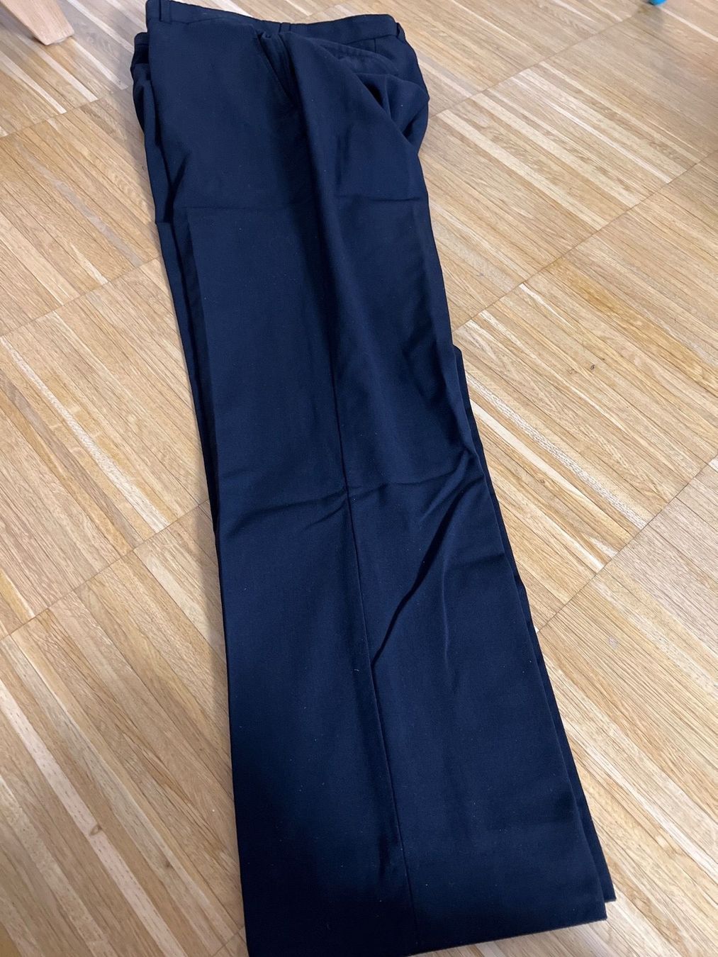 Hugo Boss Pantaloni: Hugo Boss Herren – Usato da Menzingen venduto da Dali2504 2