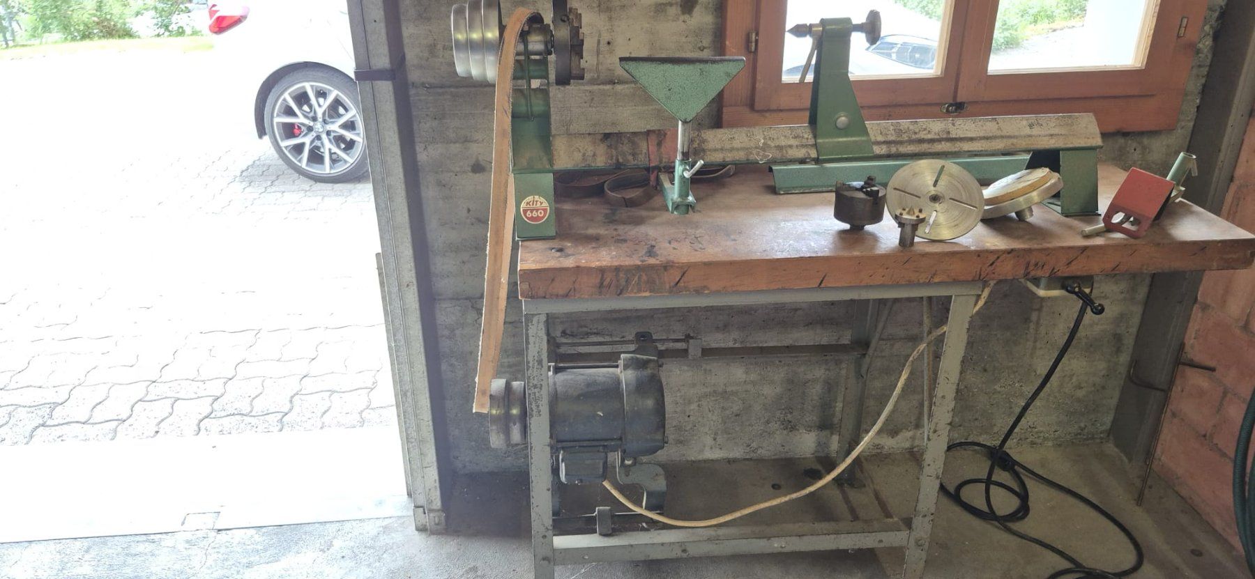 Toutes les machines: Drechselbank – D'occasion à Hofstetten BE par Edition8 1