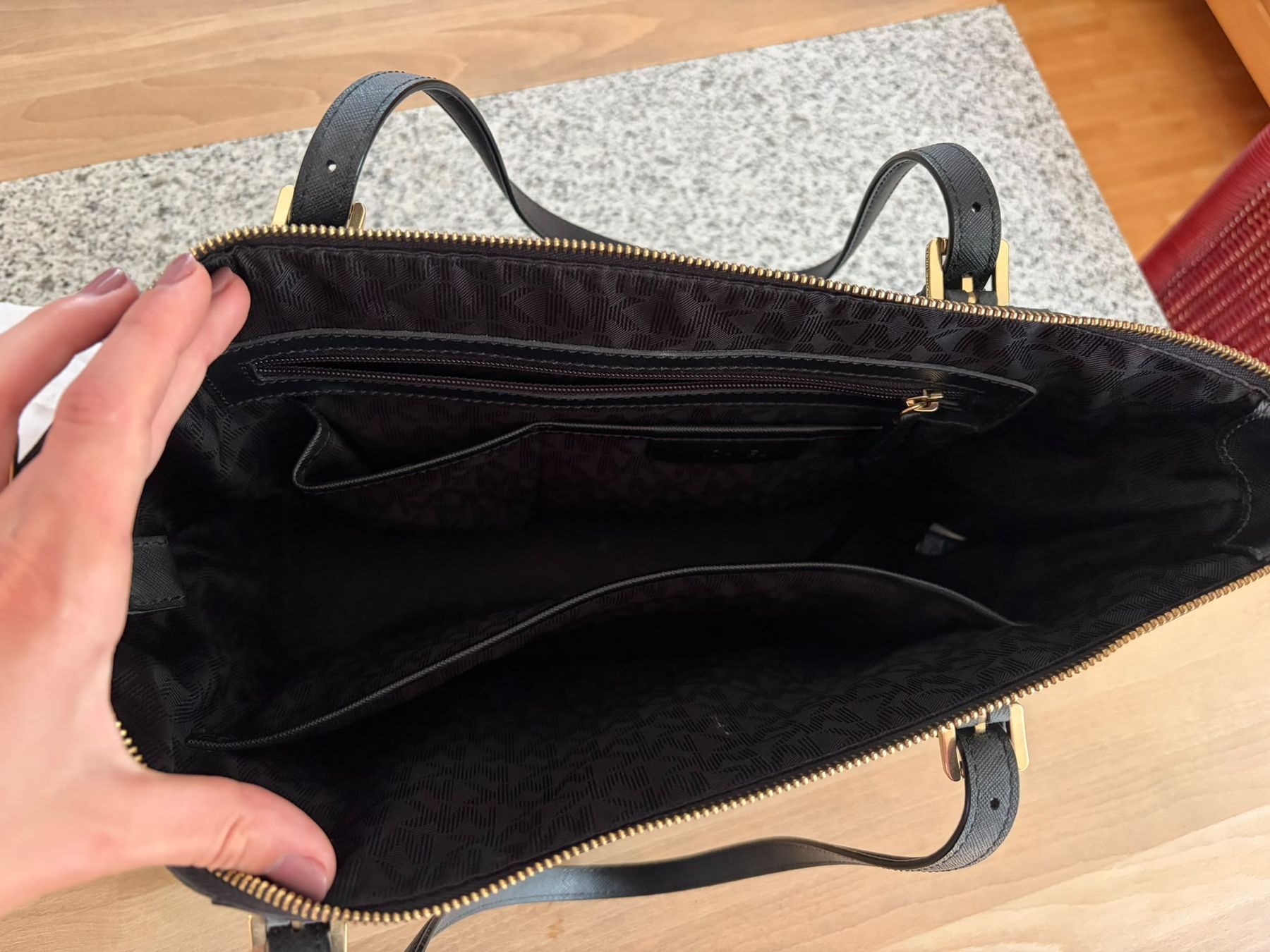 Michael Kors Sacs femmes: Michael Kors Tasche – D'occasion à Adliswil par Mikepike 2
