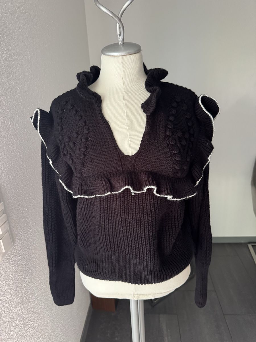 Pullover & Sweatshirts: Strickpullover Damen schwarz Grösse ONE SIZE guter Zustand – Gebraucht aus Olten von bir_k96n