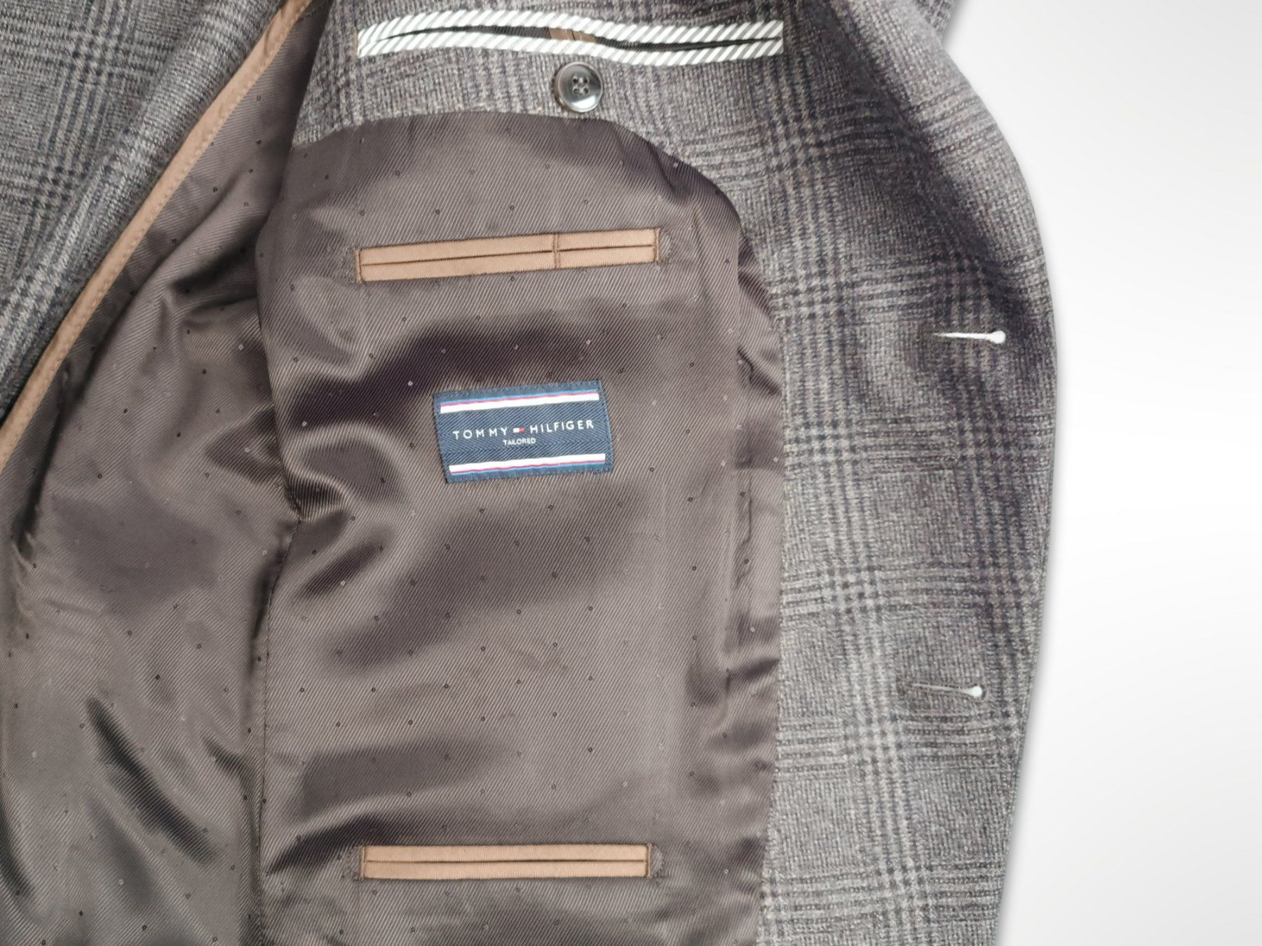 Tommy Hilfiger Jacken: TOMMY HILFIGER Jacket braun kariert – Gebraucht aus Suhr von Restwert_Suhr 5