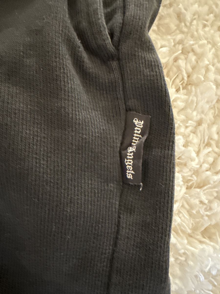 Palm Angels Pantaloni: Palm Angels Shorts – Usato da Genève venduto da ali_5msd 1