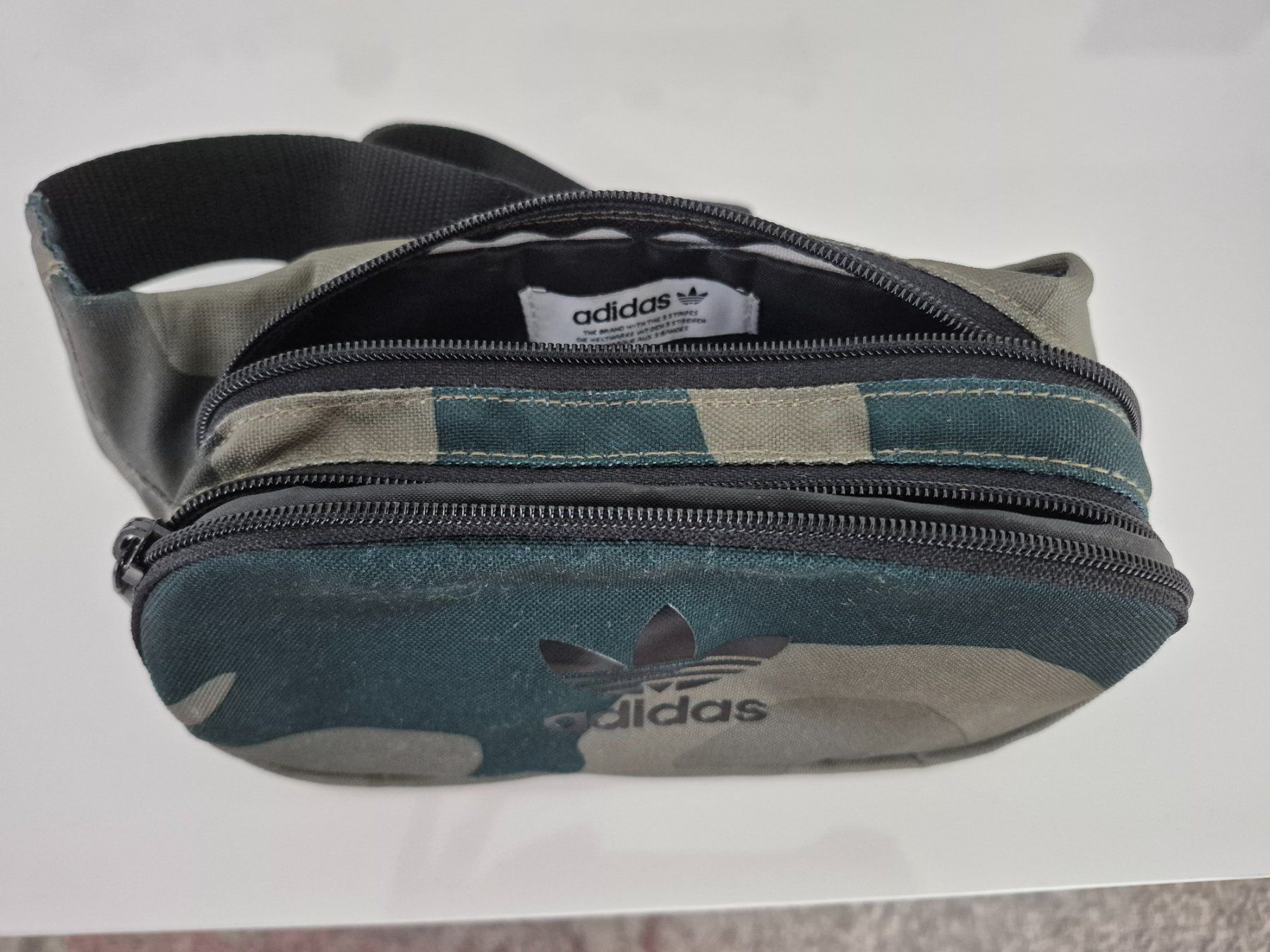 Adidas Taschen: Gürteltasche Adidas – Gebraucht aus Rüfenacht BE von Clarafi 3