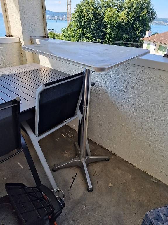 Tavoli: Metall Hochtisch Bistrotisch silber – Usato da Freienbach venduto da Haribo1980