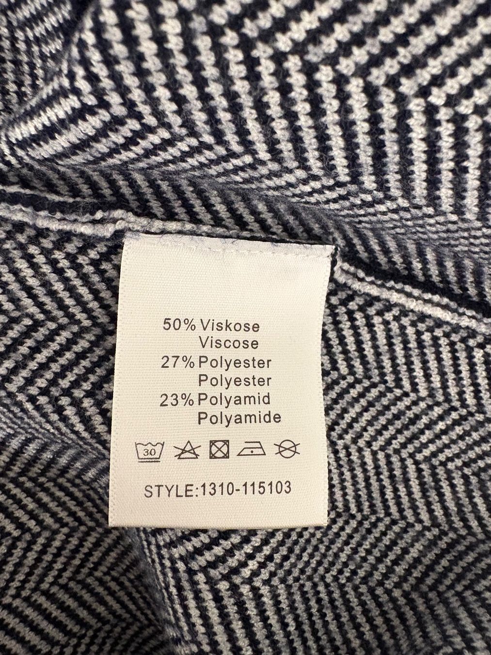 Maglioni & Felpe: Kate Storm Pullover Fischgratmuster Gr. XL blau Turtleneck – Nuovo (secondo la descrizione) da Regensdorf venduto da secondchancefashion 6