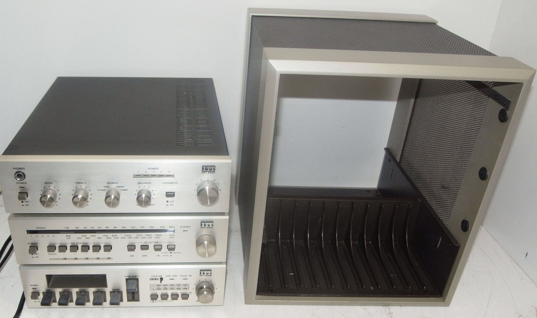 Lettore multimediale & Streamer: ITT Stereo Anlage mit Rack und Boxen – Usato da Männedorf venduto da livesteam 3