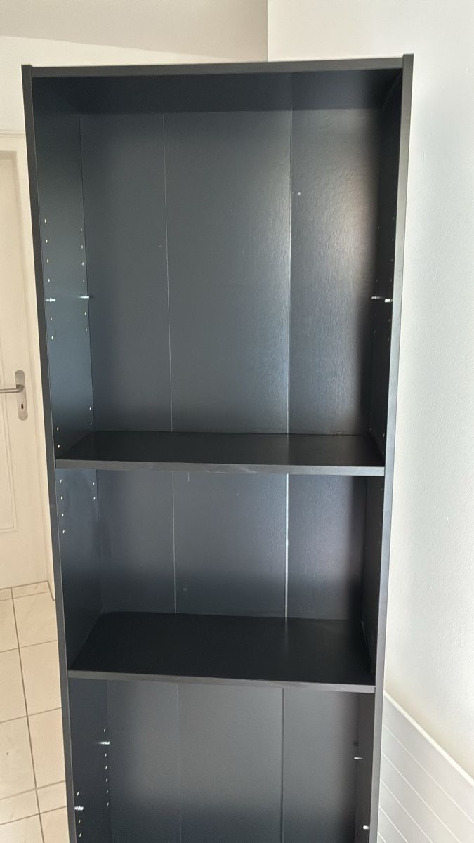 Scaffali: Tall Bookshelf – Usato da Zürich venduto da luc_v6bk 2