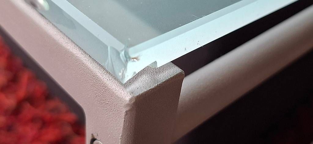 Tavoli: Salontisch mit Glasplatte auf Metallgestell – Usato da Blumenstein venduto da db56 1