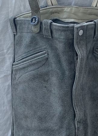 Superbe vintage LEDERHOSE croûte de cuir mouton gris t.116