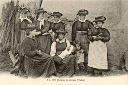 Savièse   VS   -   Costume  /  Trachten     ca. 1910