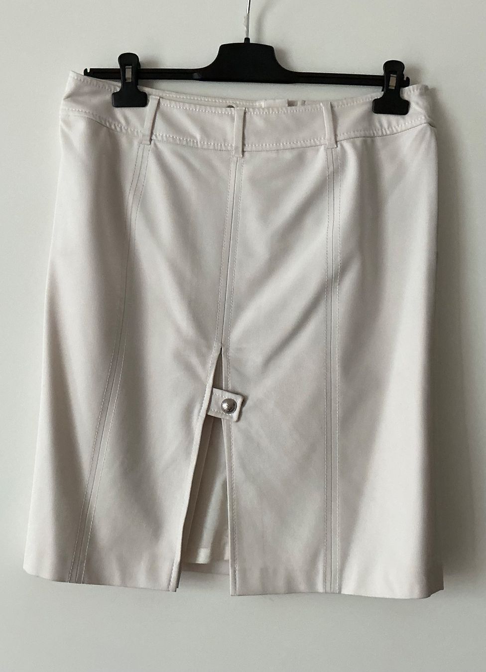 Escada Anzüge & Kostüme: ESCADA white jacket and skirt  42 – Neu (gemäss Beschreibung) aus Basel von 18Inspiration 6