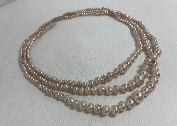 Collier Ancien Long Avec Pendentif - Longueur 19 Cm Fermé, Multicolore, Occasion