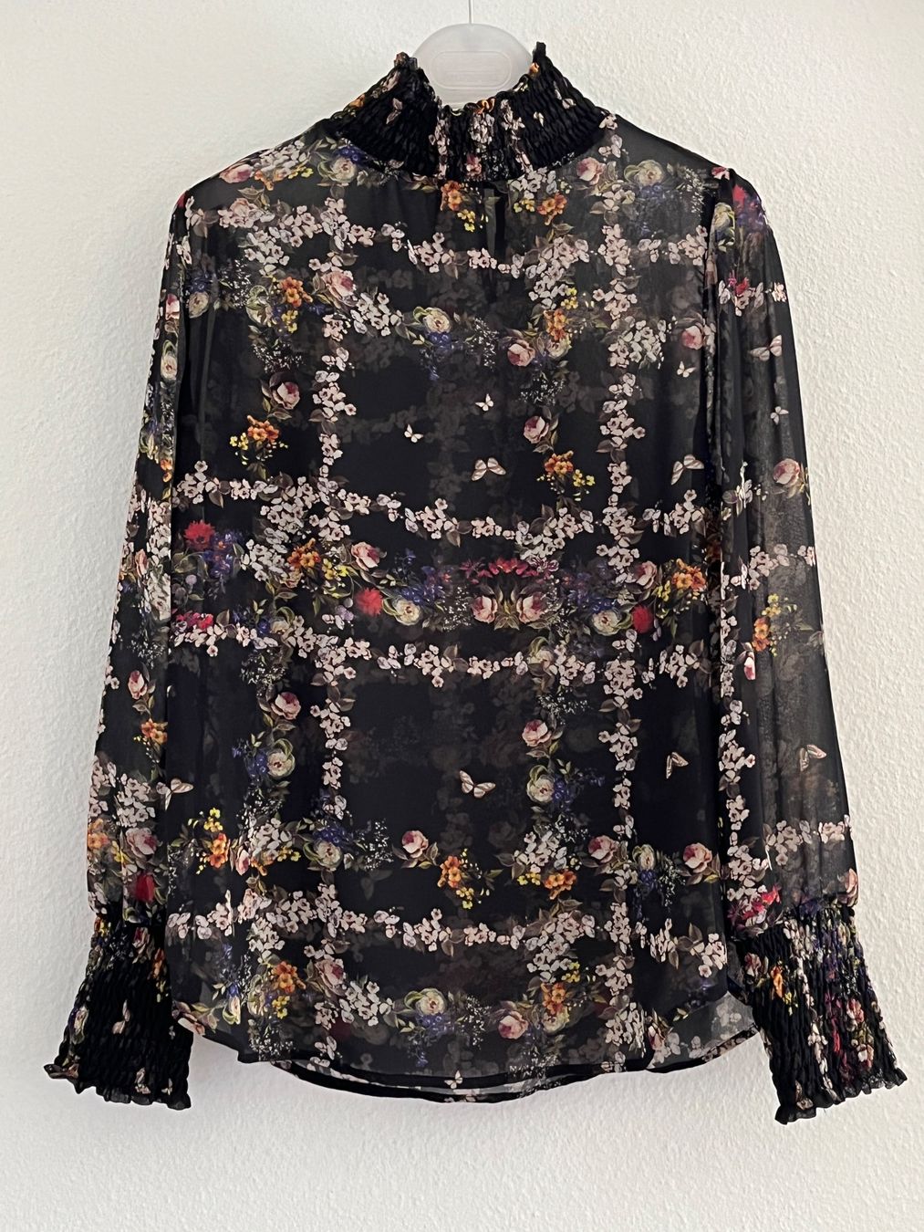 Camicette: Damen Bluse mit Blumenmuster - Größe S – Nuovo (secondo la descrizione) da Kilchberg ZH venduto da Ch.C