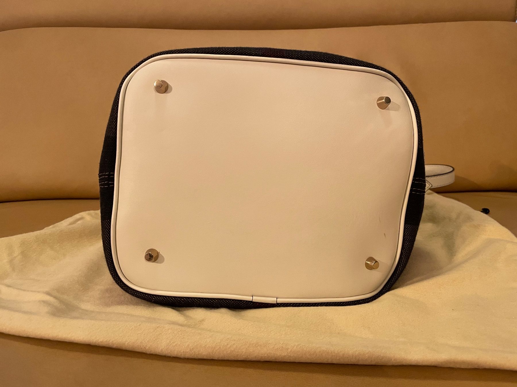 Burberry Borse da donna: BURBERRY Ashby Bag – Usato da Corcelles NE venduto da gingerbrain 2