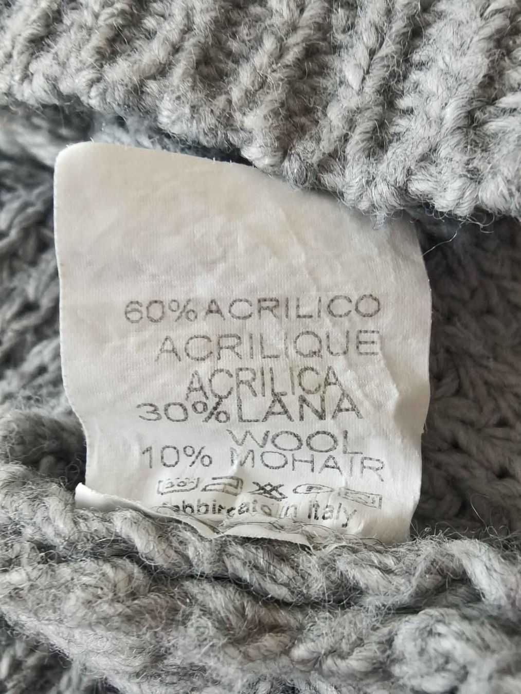 Pullover & Sweatshirts: Gestrickter Pullover – Gebraucht aus Zug von WickiPanda 1
