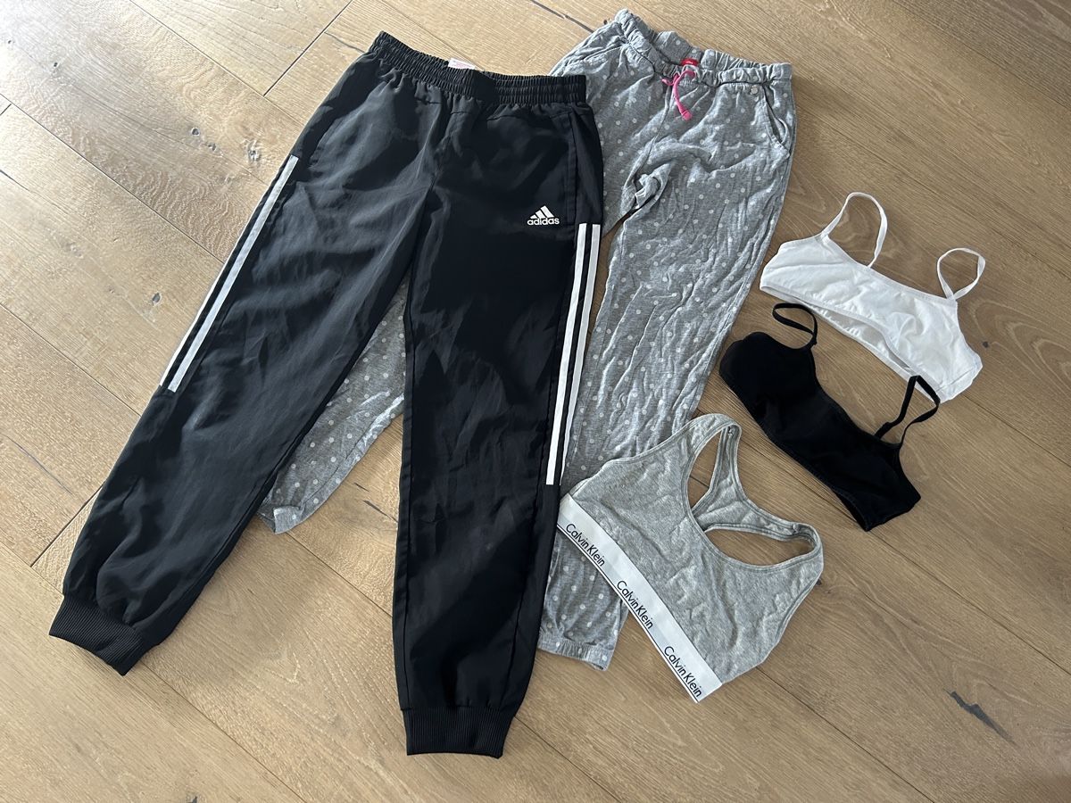 Lotti & Set di vestiti: Winterkleiderpaket Mädchen 146-164 – Usato da Winterberg ZH venduto da Amina023 1