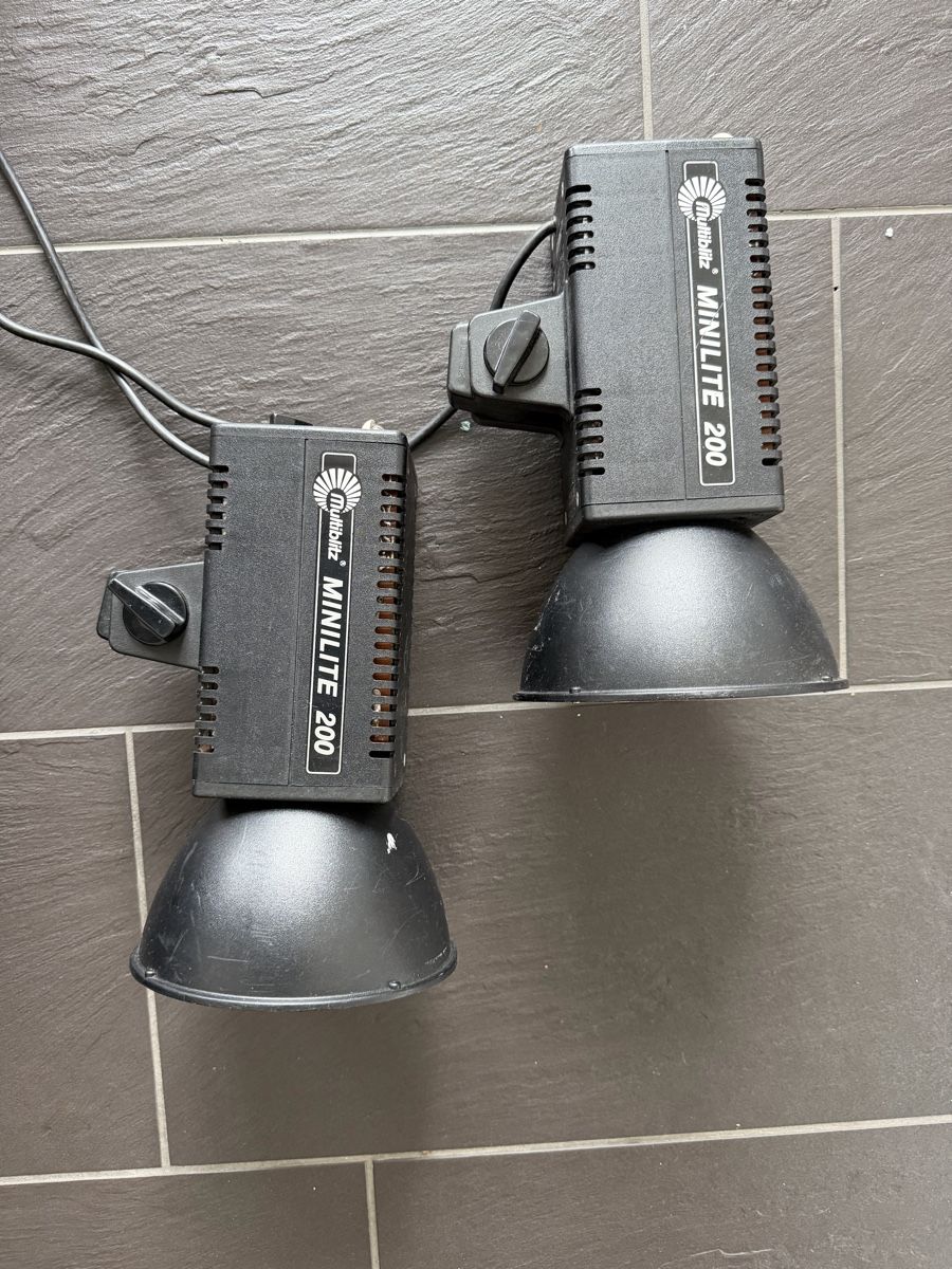 Flash: Studioblitze Multiblitz Minilite 200 – Usato da Bremgarten AG venduto da moreman