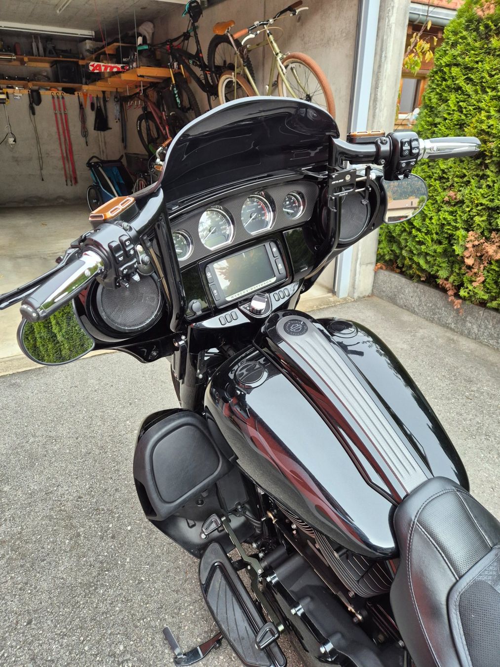 Harley-Davidson Touring: Harley Davidson Street Glide CVO – Usato da Felsberg venduto da Franky8 4