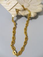 Kette mit Steinen