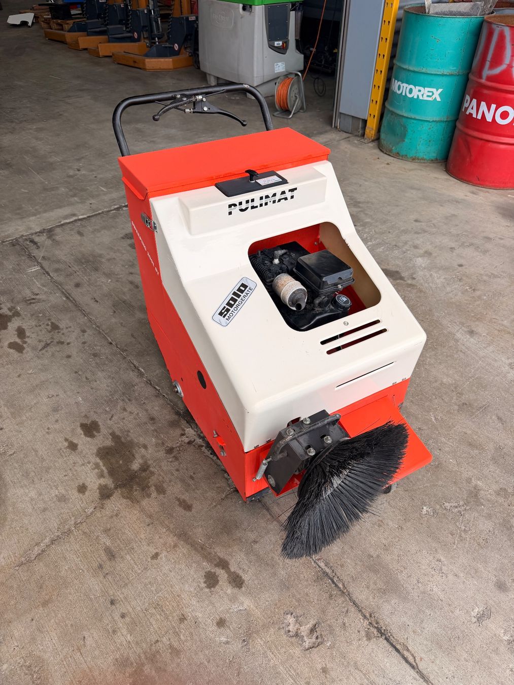 Tutte le macchine: Wischmaschine / Putzmaschine – Usato da Embrach venduto da Eberle_Ken
