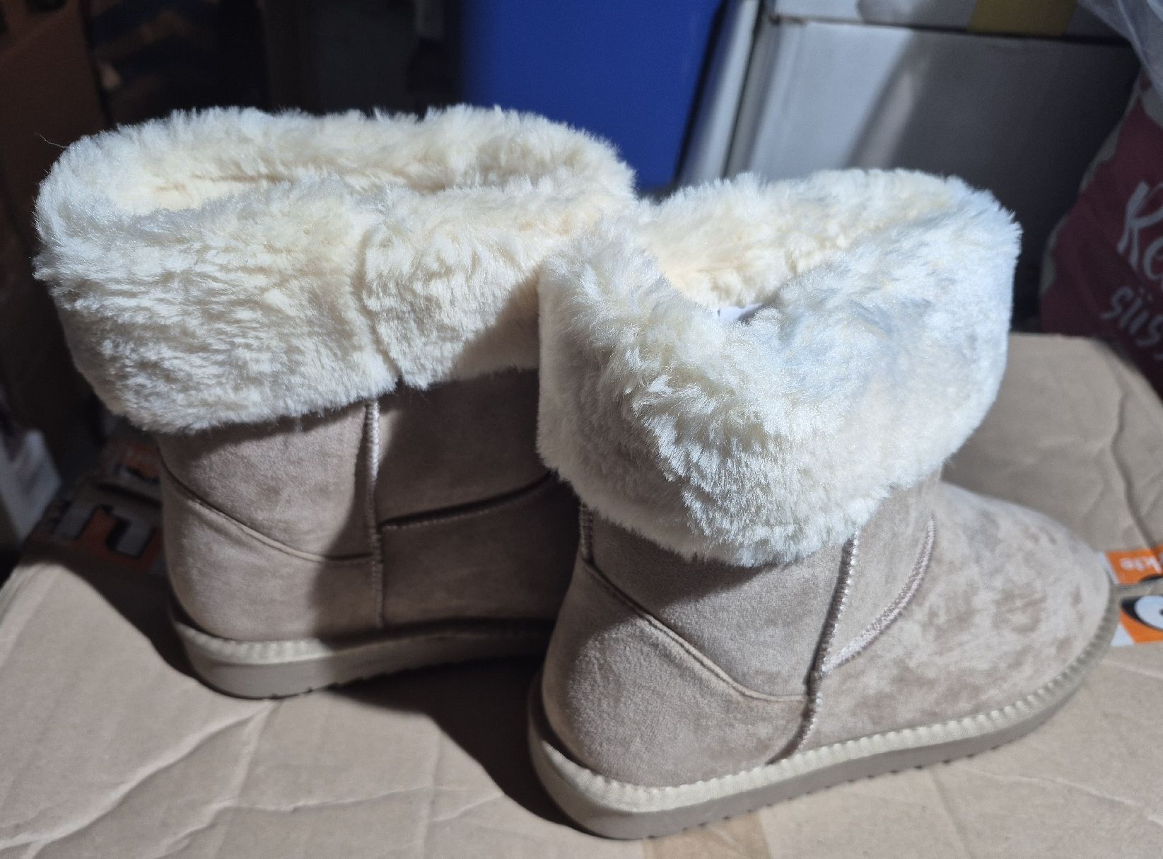 Chaussures femmes: Stiefel – Neuf (Voir description) à Wislikofen par ana_j6bc 4