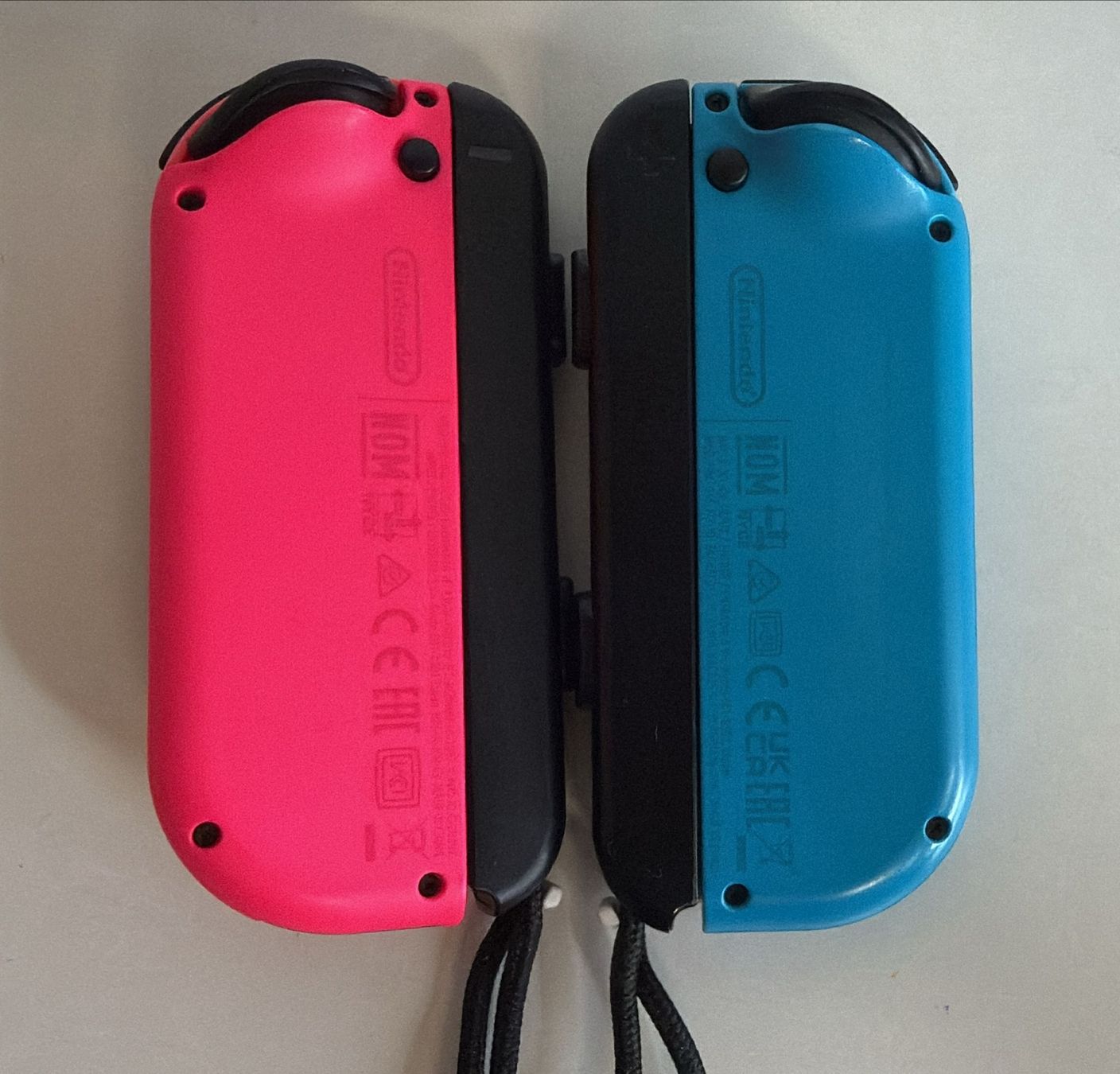 Controller: Nintendo Switch Joy-Con Controller Paar Blau/Pink  – Usato da Ehrendingen venduto da lax21 1
