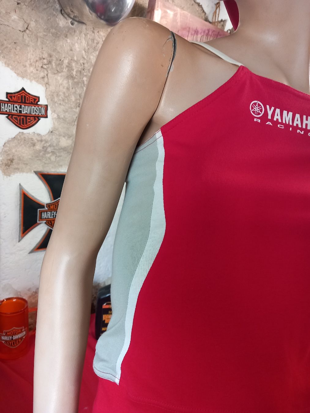 Top: Yamaha Trägershirt Grösse S Fabrikneu – Nuovo e nell'imballaggio originale da Hochwald venduto da motowear-secondhand 1