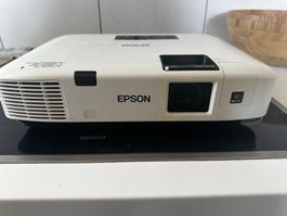 Epson EB-1900 Business & Heimkino Beamer – 4000 Lumen