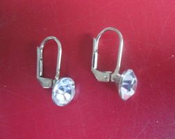 Elegante Ohrringe mit Kristallen - Zeitloser Schmuck!