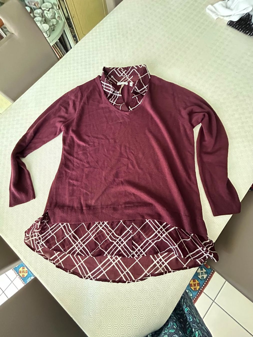 Blusen: Camicetta bianca e bordeaux 2 pezzi Charles Vögele tg.50 – Gebraucht aus Melano von H-Sara