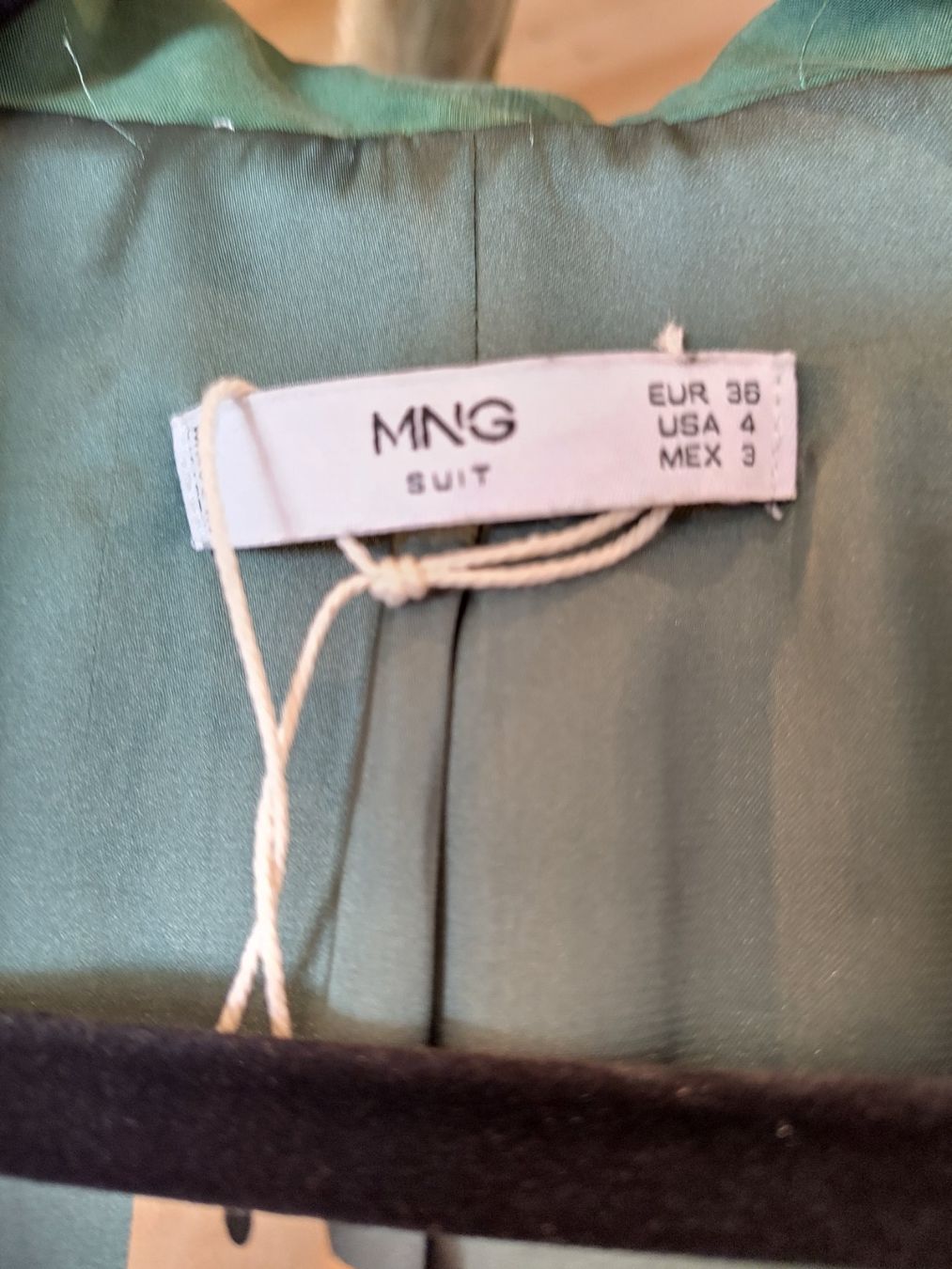 Mango Giacche: Blazer Jacke grün S Mango Suit – Usato da Losone venduto da ell_nora89 2