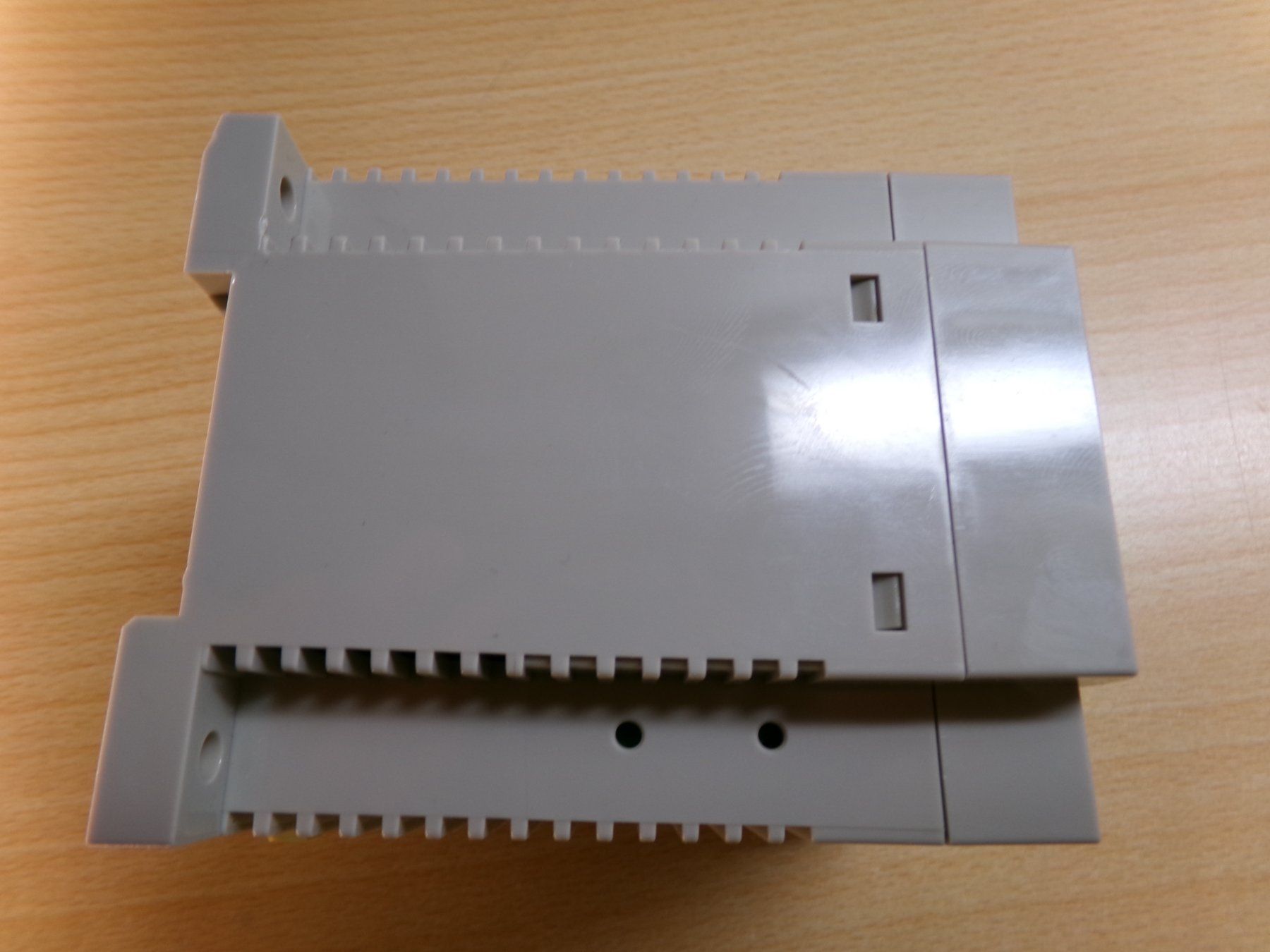 Componenti elettronici: Spannungsversorgung 24V 2,1A Omron – Usato da Hombrechtikon venduto da Maloev17 3