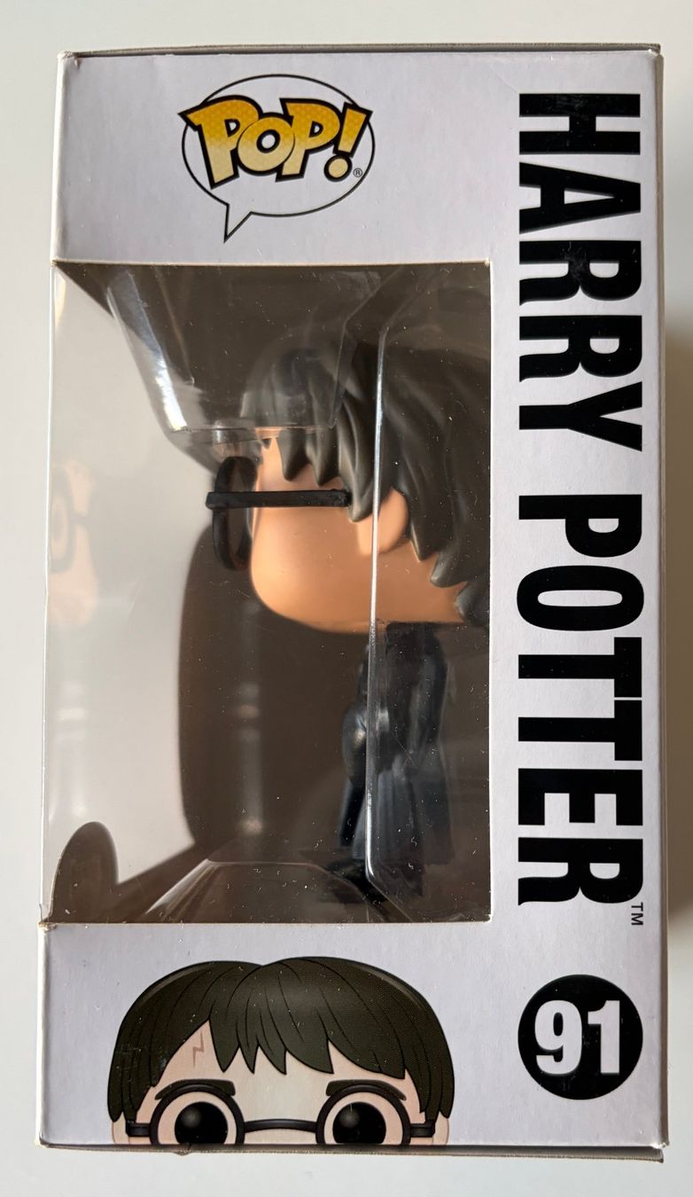Funko Statuette: Funko Pop - Harry Potter - Yule Ball - 91 – Nuovo e nell'imballaggio originale da Grand-Lancy venduto da alf_8dk7 4